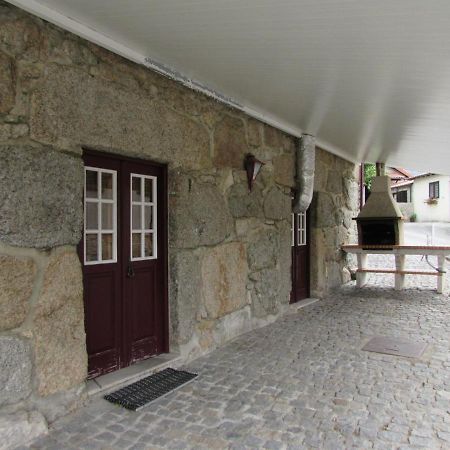Villa Casa Do Postigo Gerês Exterior foto