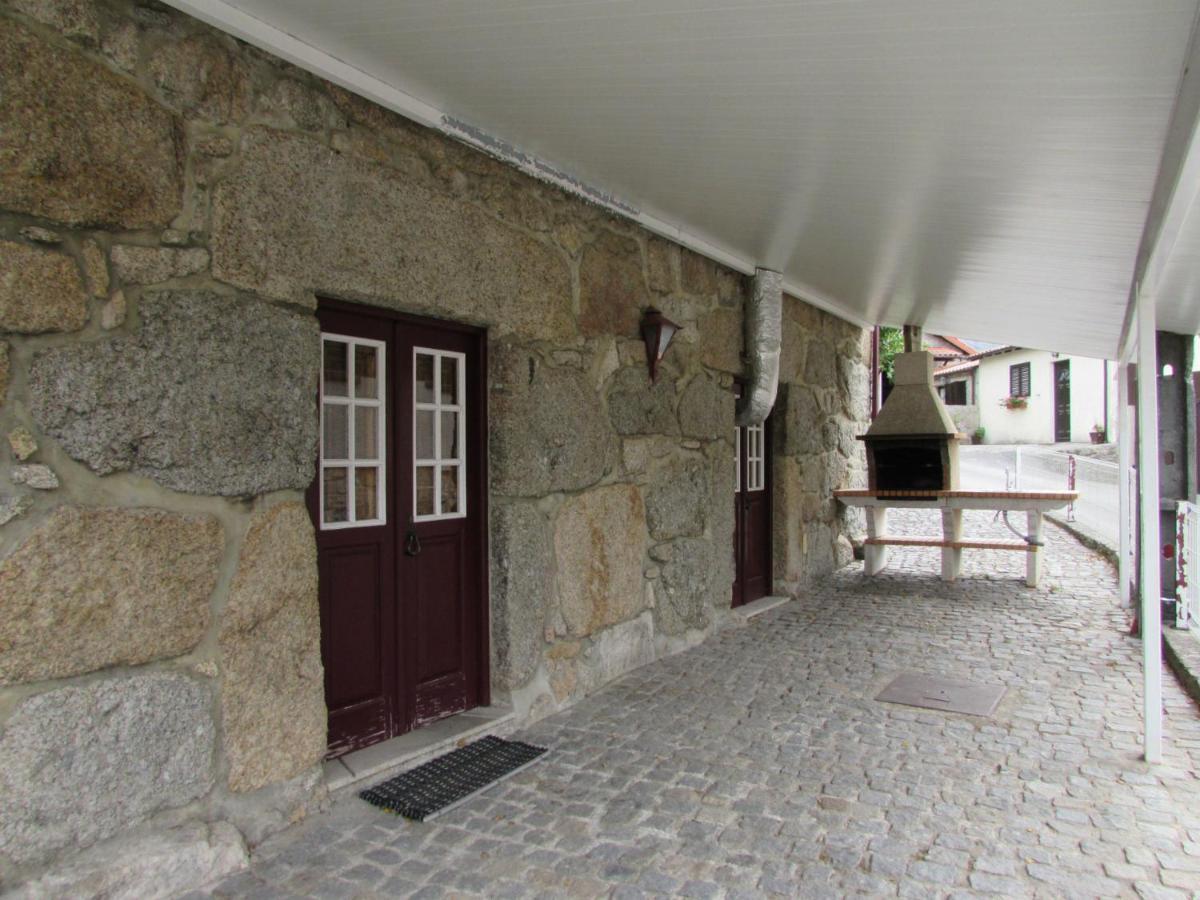 Villa Casa Do Postigo Gerês Exterior foto