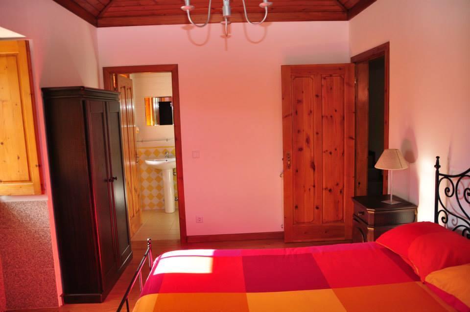 Villa Casa Do Postigo Gerês Habitación foto